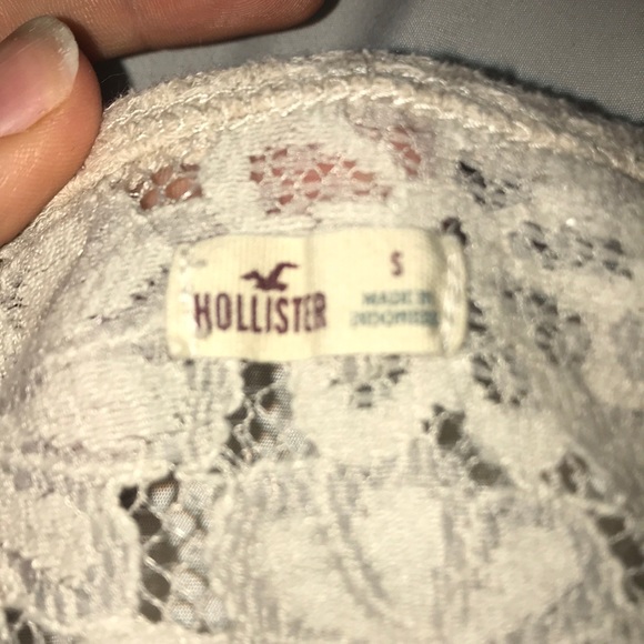Cream lace and waffle hollister long sleeve top - Picture 3 of 3